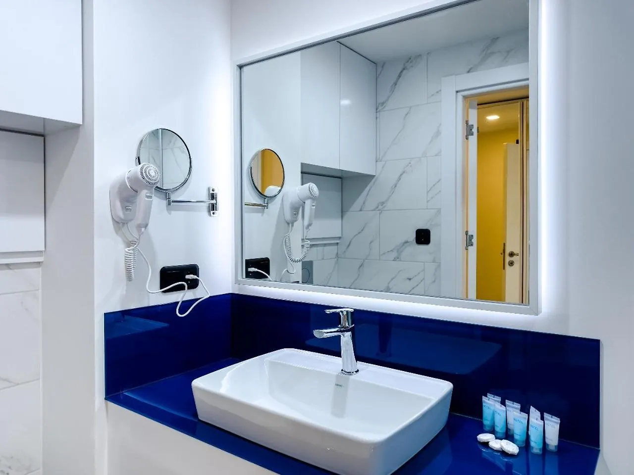 Orbi City Luxury Suites In バトゥーミ