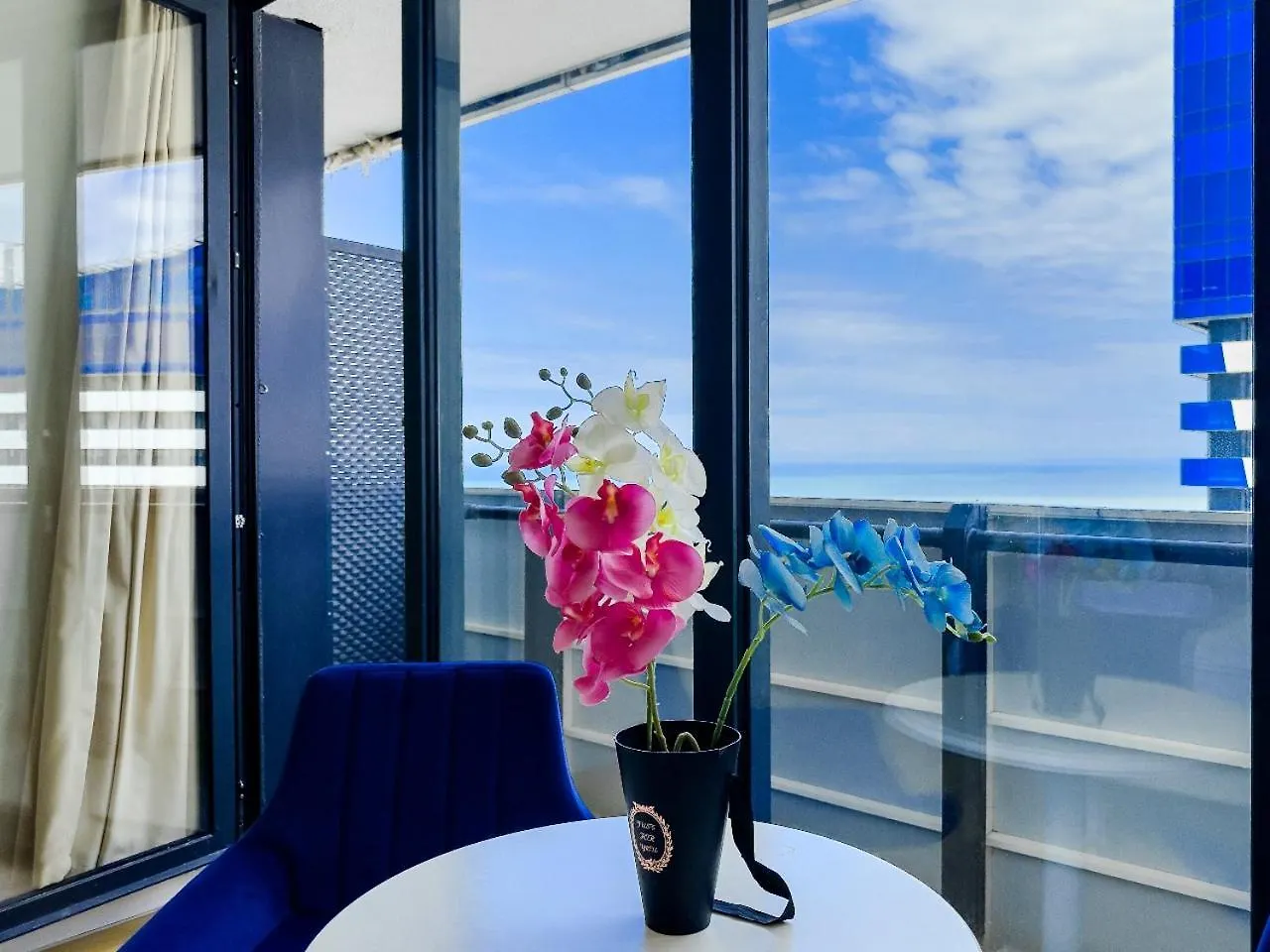Orbi City Luxury Suites In バトゥーミ 0*,  グルジア