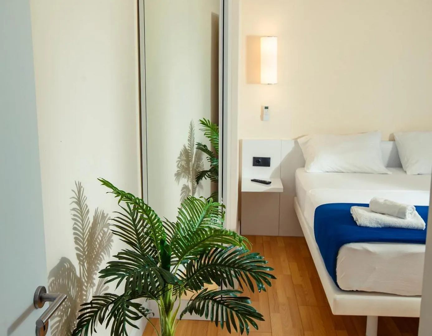 アパート Orbi City Luxury Suites In バトゥーミ